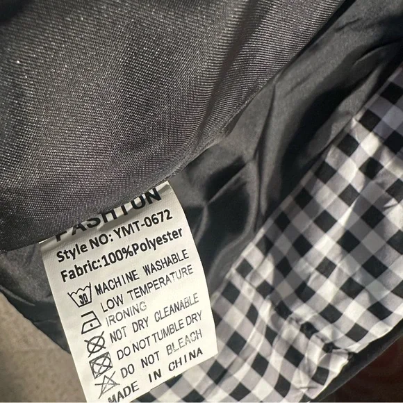 Yeokou Women's Cropped Puffer/Quilted Lightweight Jacket in Black White Gingham - Picture 7 of 11